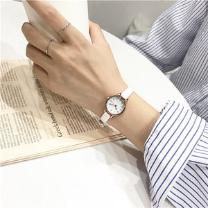 Women's Fashion White Small Watches 2019 Ulzzang Brand Ladies Quartz Wristwatch Simple Retr Montre Femme With Leather Band Clock